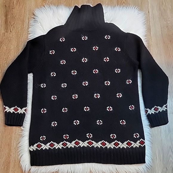 VTG | Vintage Black & Red Wool Knit Snowflake Sweater - Picture 16 of 16